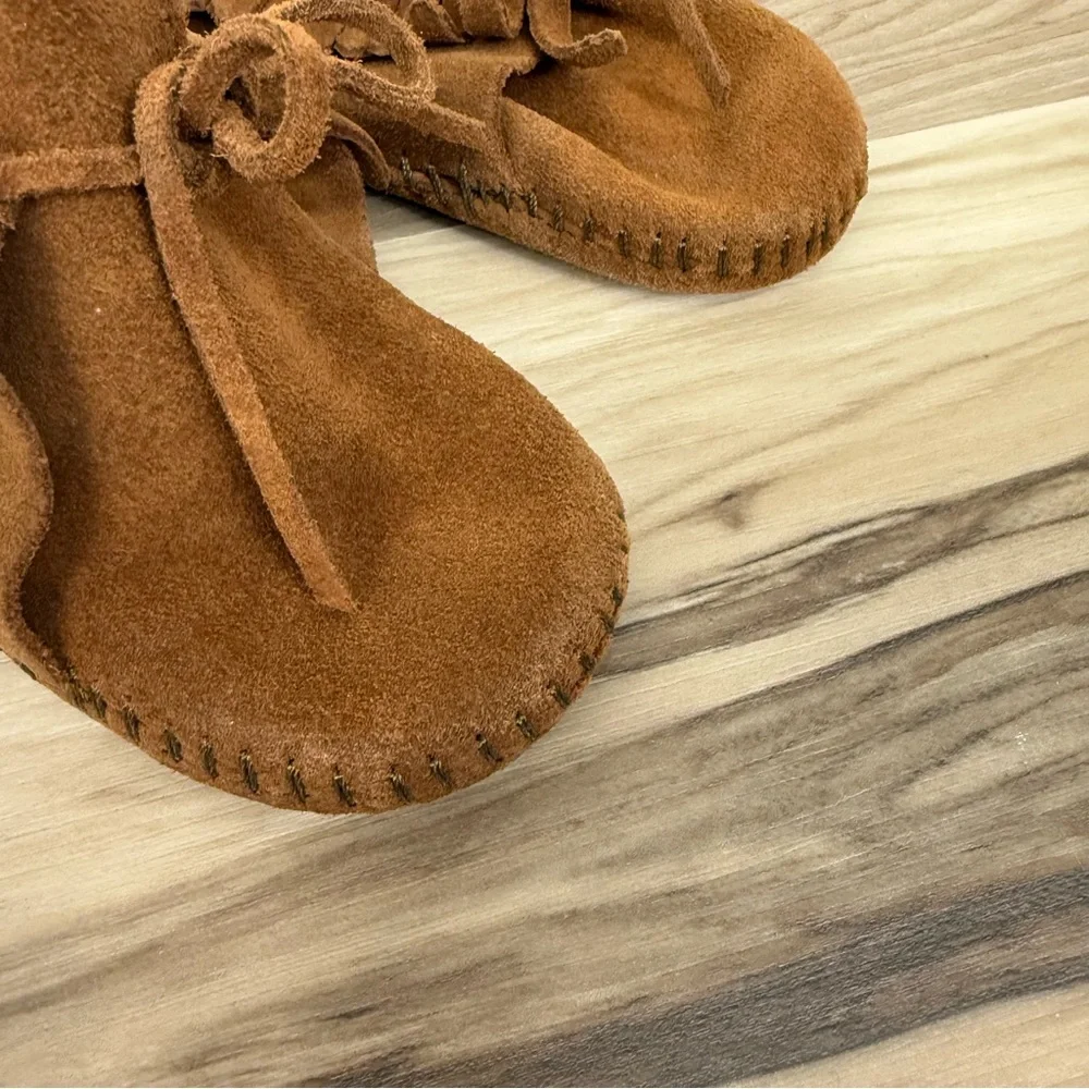 Minnetonka Tan Kids Moccasins